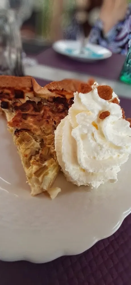 Tarte À la Rhubarbe